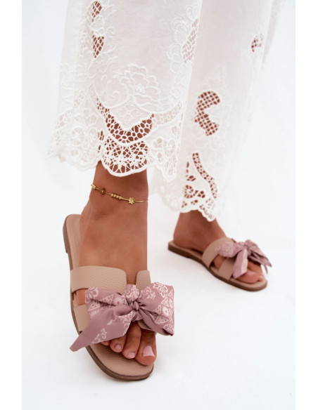 Clacquettes Élégante en Cuir