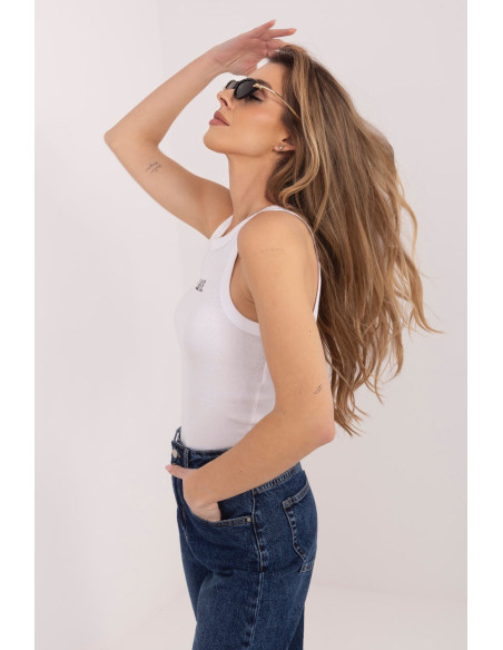 Haut Élégant en Broderie