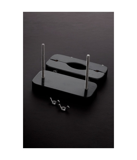 Ball Buster - Testicle Vice