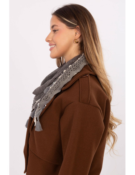 Foulard Élégant en Dentelle