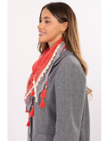 Foulard Élégant en Dentelle